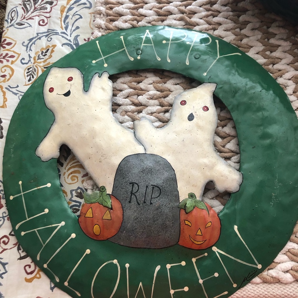Halloween Ghosts Decorative Metal Wreath - Green - Hanging